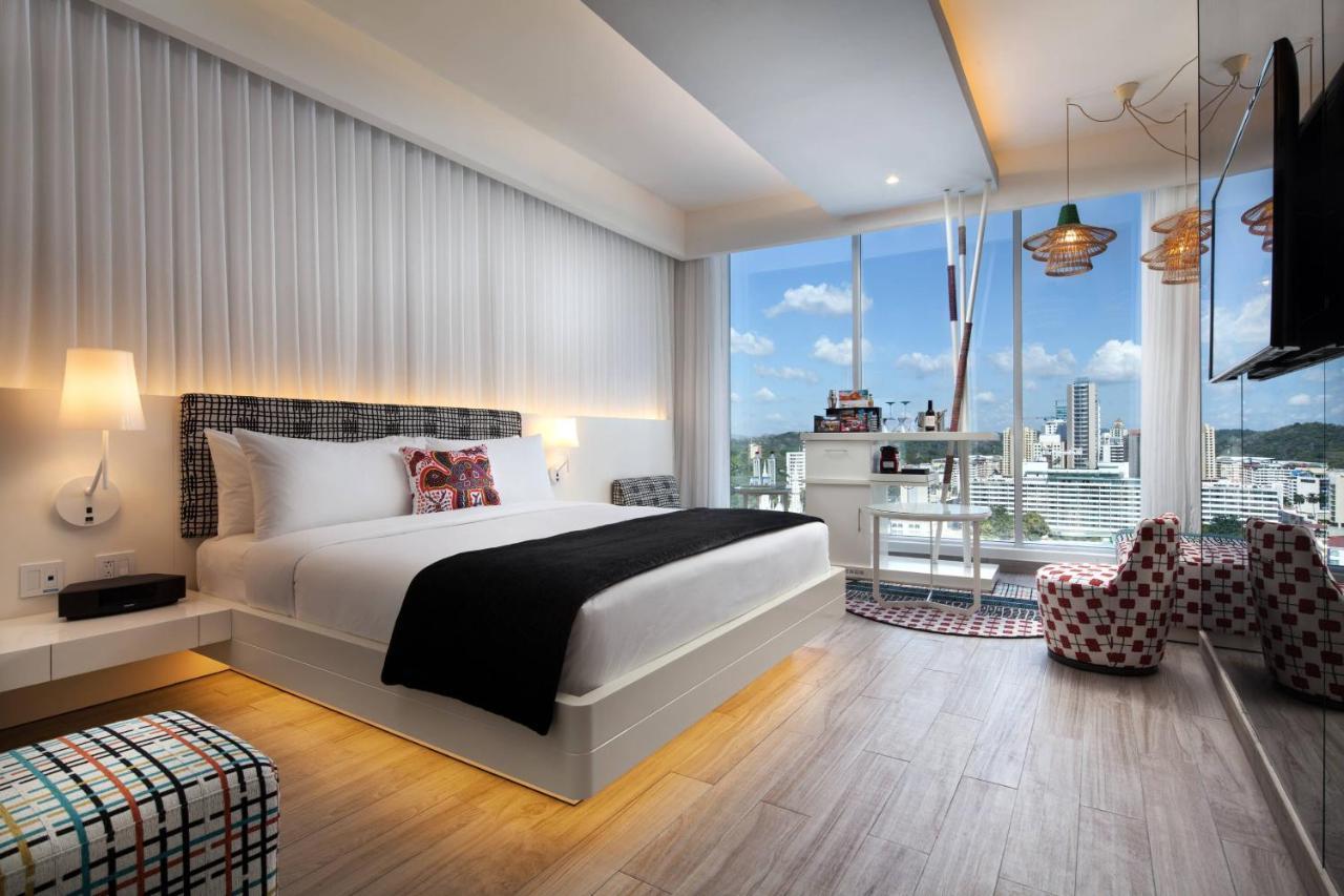 Standard King Room Partial City View