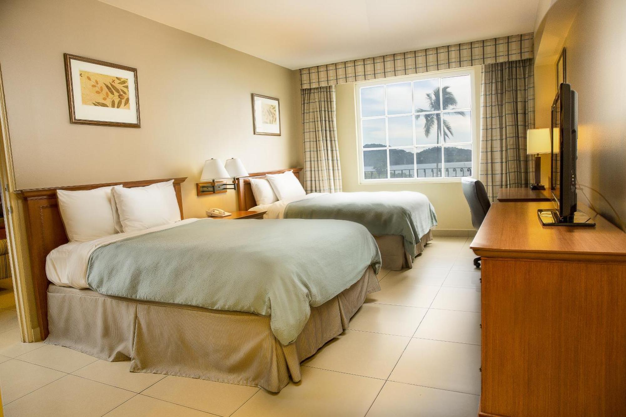 Queen Room Two Queen Beds Ocean View Non-Smoking